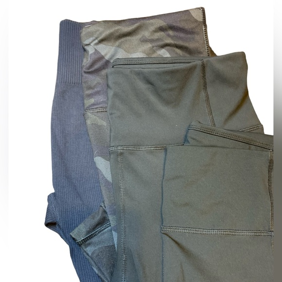 4 legging Bundle 2 with pockets 2 without. Full Length 26" & 27" GLNC - Picture 4 of 8